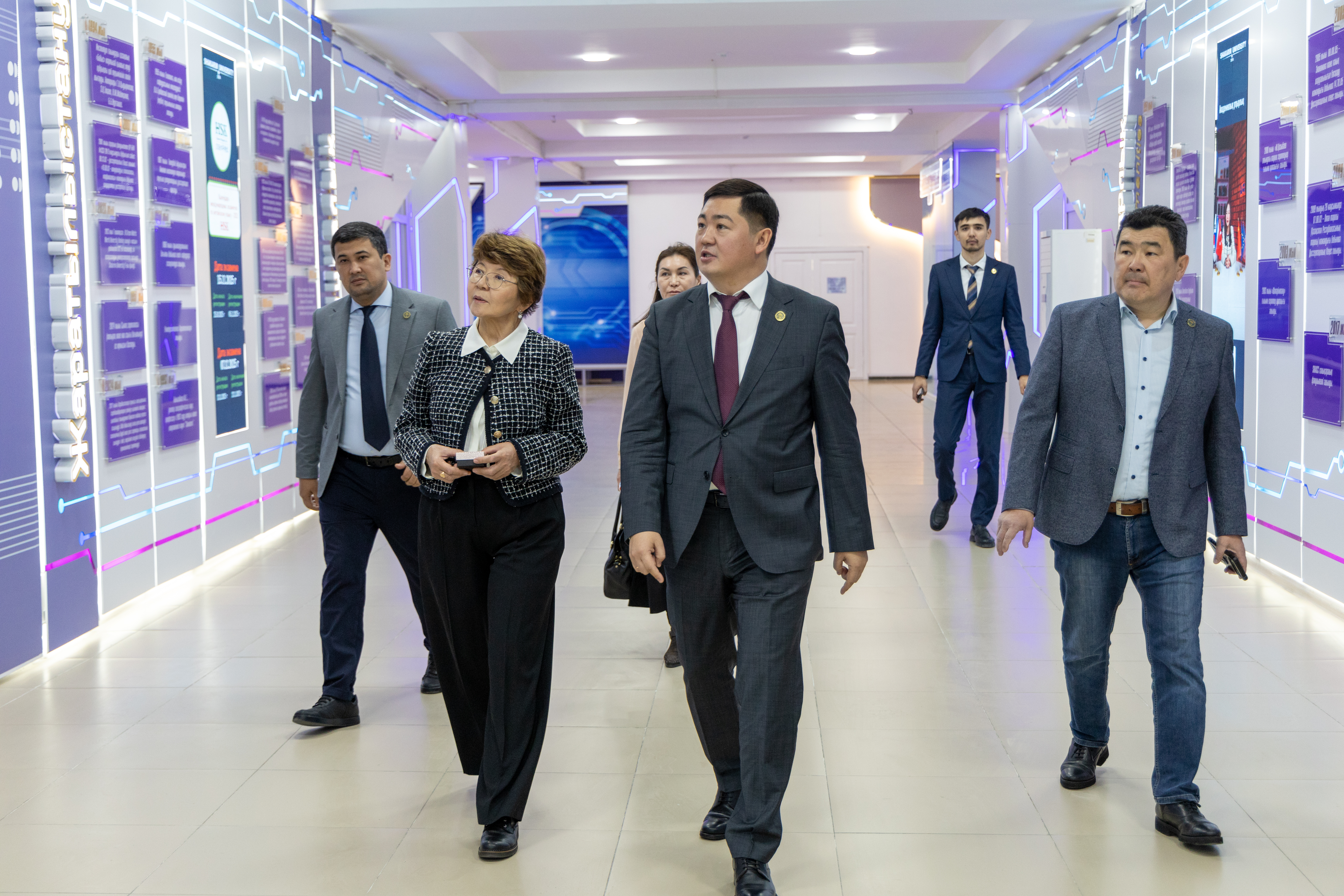 Директорлар кеңесі мүшелері – Шәкәрім университетінде