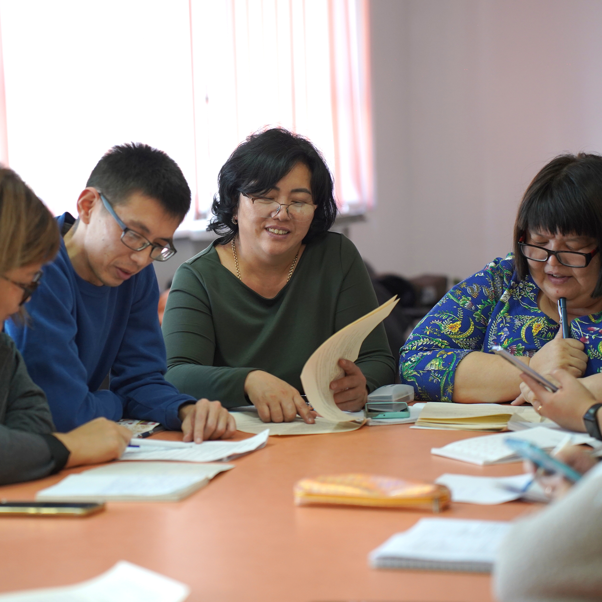 ПРОФЕССОРЛЫҚ-ОҚЫТУШЫЛАР ҚҰРАМЫНА АҒЫЛШЫН ТІЛІНЕН ТЕГІН КУРСТАР ЖҮРГІЗІЛУДЕ