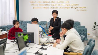 ҚЫТАЙ – SHAKARIM UNIVERSITY: БОЛАШАҚҚА БАСТАЙТЫН БІЛІМ БЕРУ КӨПІРІ