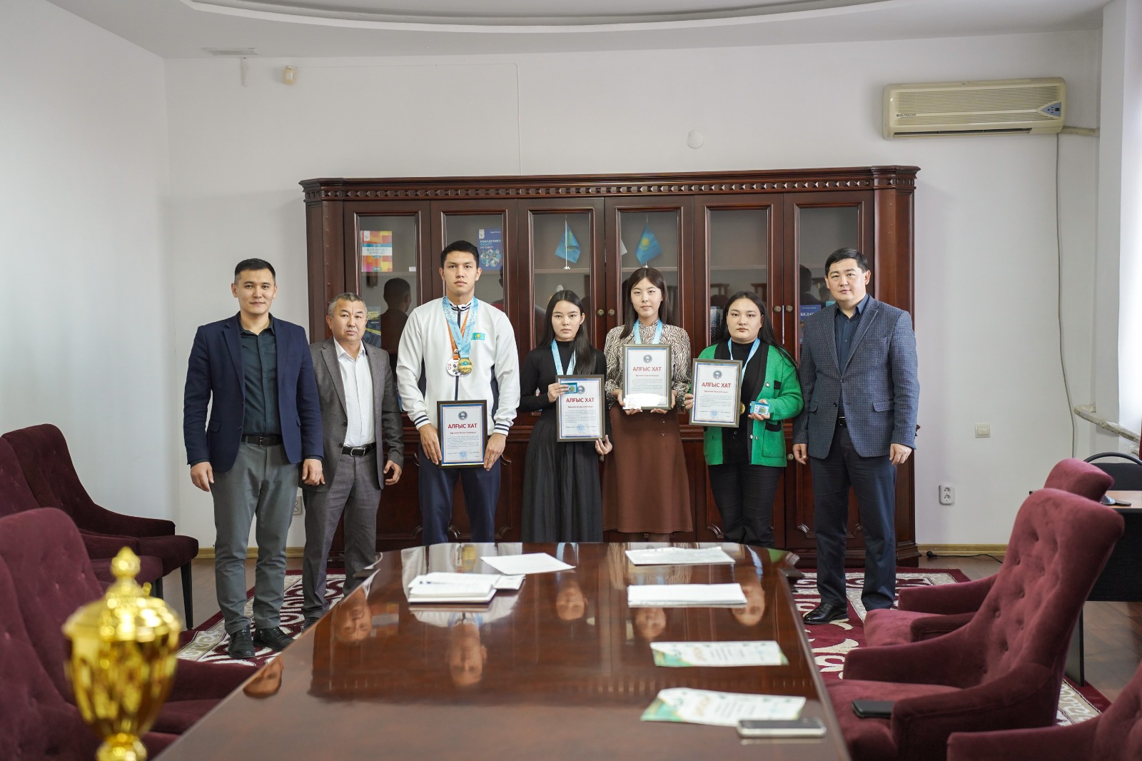 ВСТРЕЧА СО СТУДЕНТАМИ СПОРТСМЕНАМИ ВУЗА