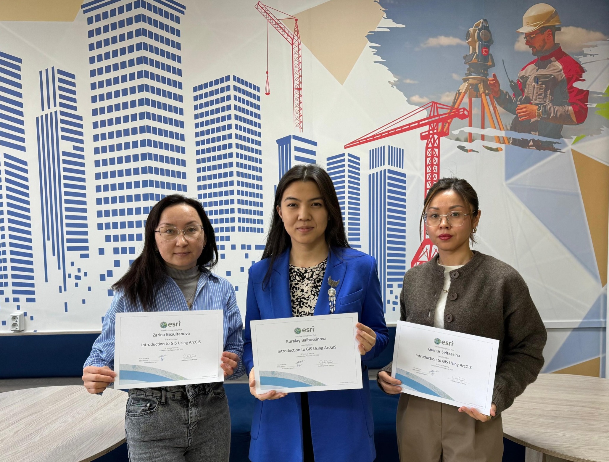 YOUNG SCIENTISTS COMPLETED THE INTRODUCTORY COURSE ON GEOGRAPHIC INFORMATION SYSTEMS (GIS)