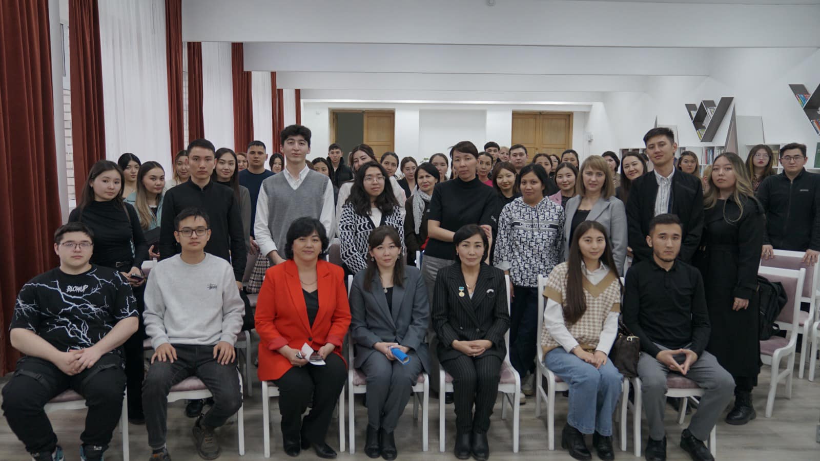 TEDX ЛЕКЦИЙ В SHAKARIM UNIVERSITY: ВДОХНОВЛЯЮЩИЕ ИДЕИ И НОВЫЕ ГОРИЗОНТЫ