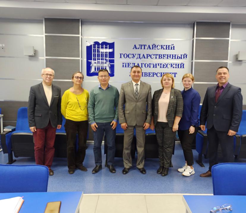 Сотрудничество с Алтайским государственным педагогическим университетом в рамках научного проекта