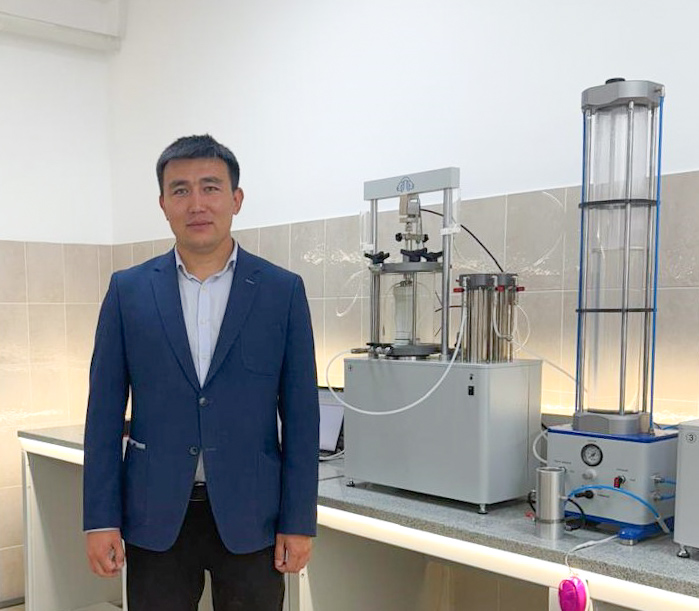 Аскар Касымов, проректор по стратегии и  социально-гражданскому развитию  Shakarim University:   Инфраструктура как стратегия. Кадры как результат.