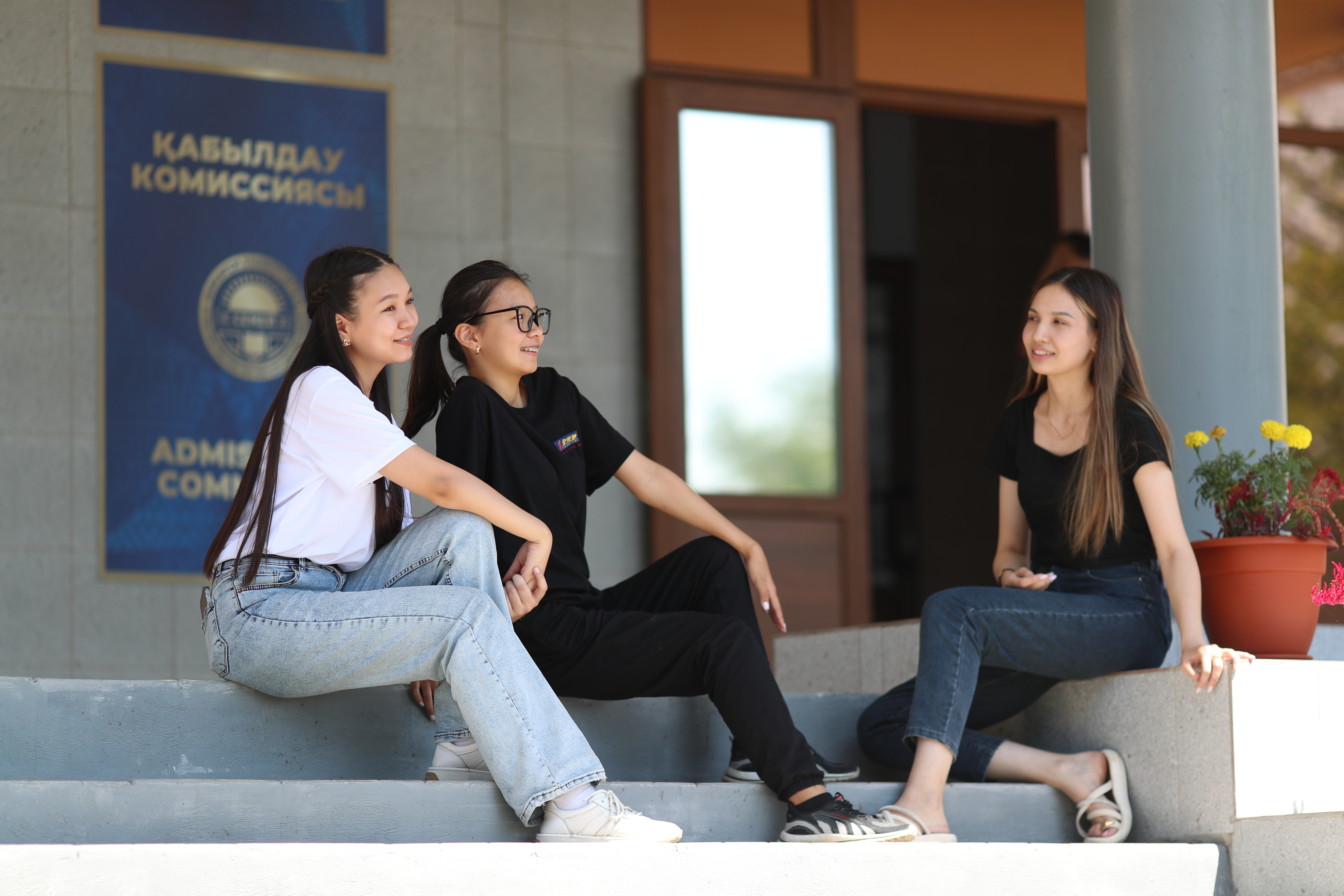 Айша Мурат,  студентка 2 курса Shakarim University специальности «Два иностранных языка»: Сегодня изучение языков – это инвестиция в будущее