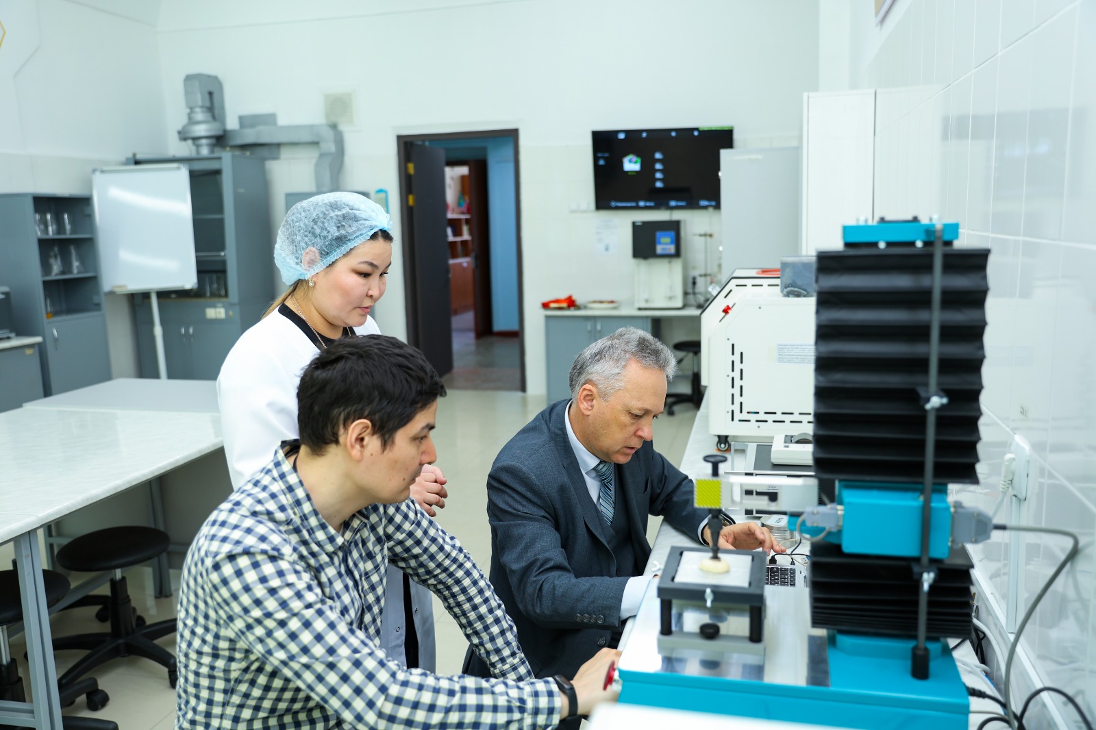 Science, Deeper Than the Sea": A Step Into Tomorrow How Shakarim University is Building a National Scientific Ecosystem