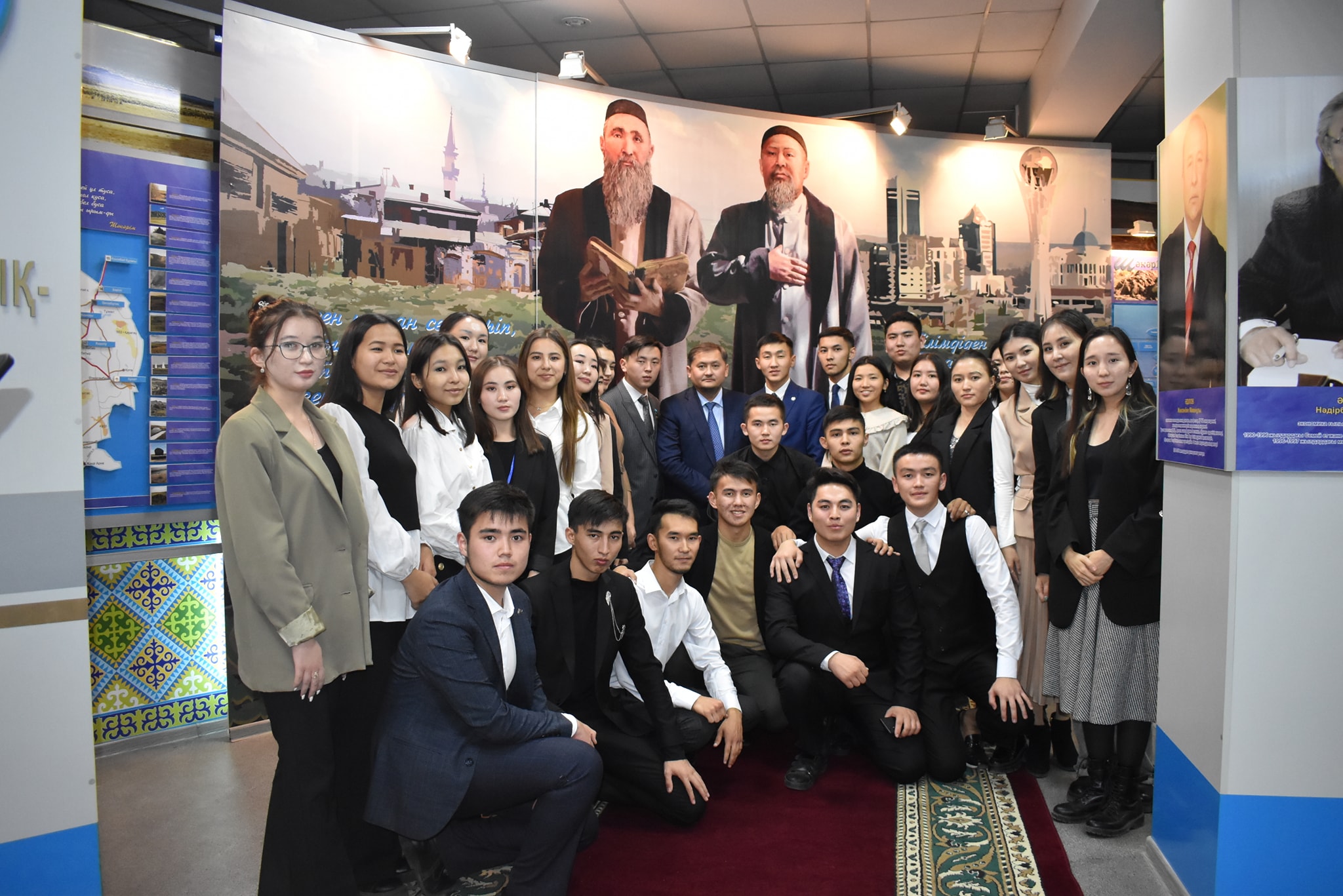 МИНИСТР ОБРАЗОВАНИЯ ПРОВЁЛ ВСТРЕЧУ СО СТУДЕНТАМИ УНИВЕРСИТЕТА