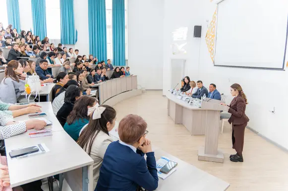 ЯРМАРКА ВАКАНСИЙ – БОЛЬШАЯ ПОЛЬЗА ДЛЯ МОЛОДЫХ СПЕЦИАЛИСТОВ