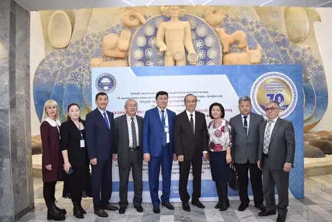 В SHAKARIM UNIVERSITY ПРОХОДИТ БОЛЬШАЯ КОНФЕРЕНЦИЯ