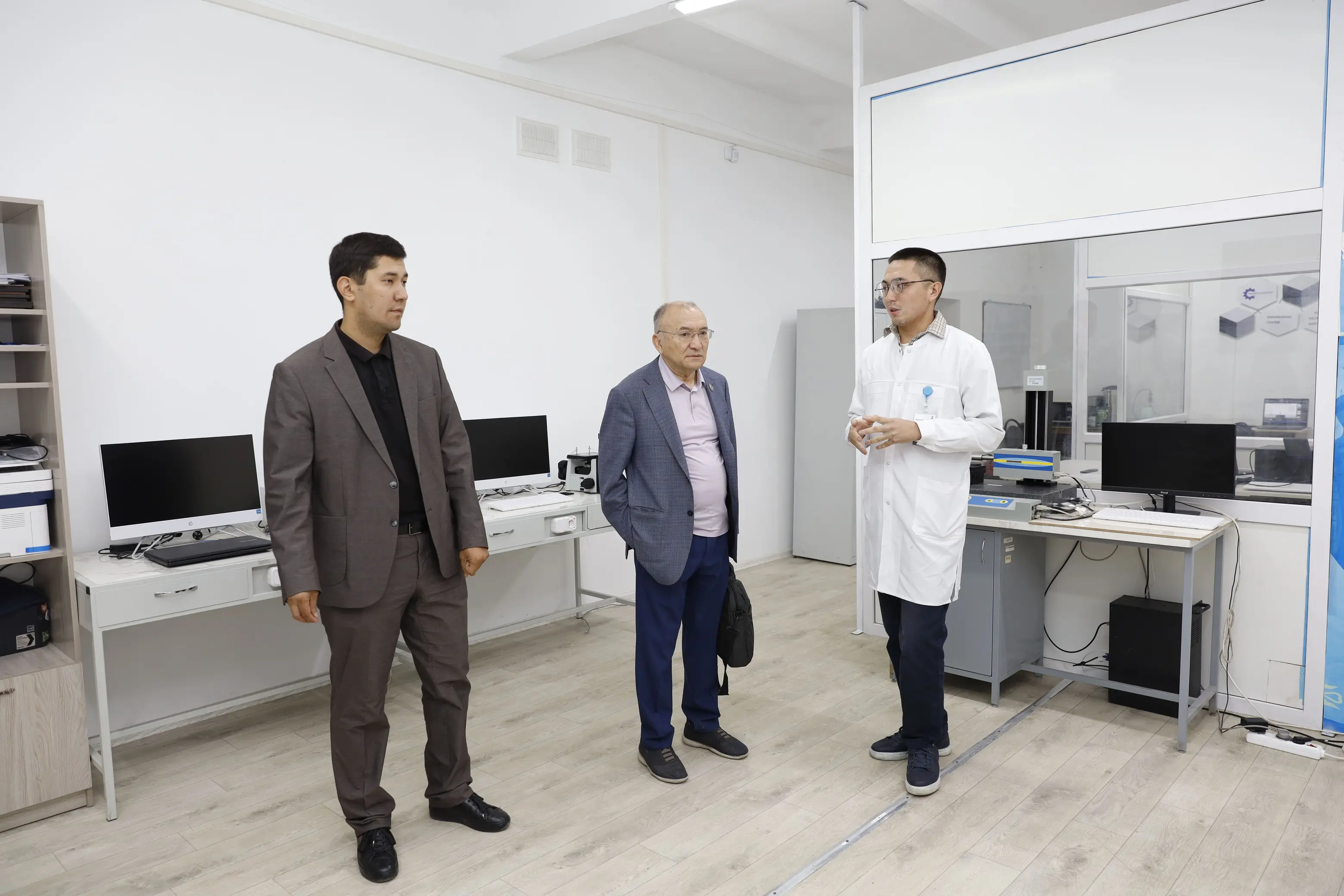 AlmaU ректоры – Шәкәрім университетінде