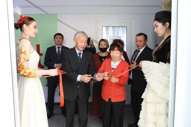 ҰСТАЗ ҚҰРМЕТІНЕ АШЫЛҒАН КАБИНЕТ