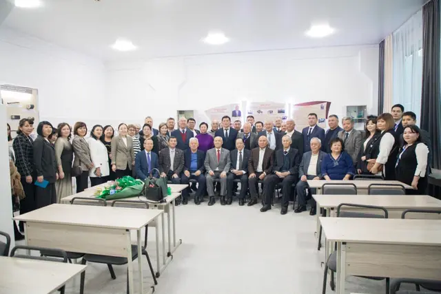 БЕЛДІ ҒАЛЫМДАРДЫҢ АТАУЛЫ ДӘРІСХАНАЛАРЫ АШЫЛДЫ