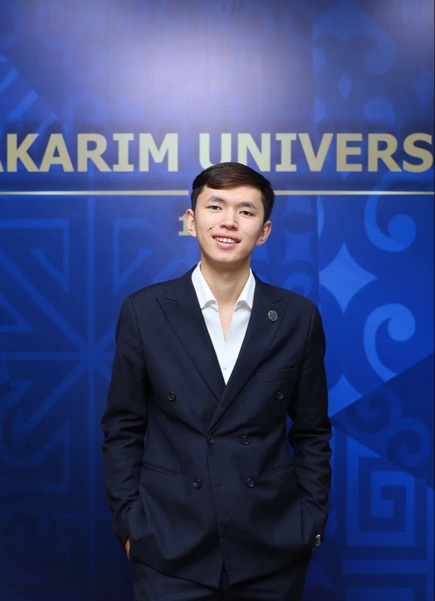 Есенбек Ахмет Қуанышбекұлы