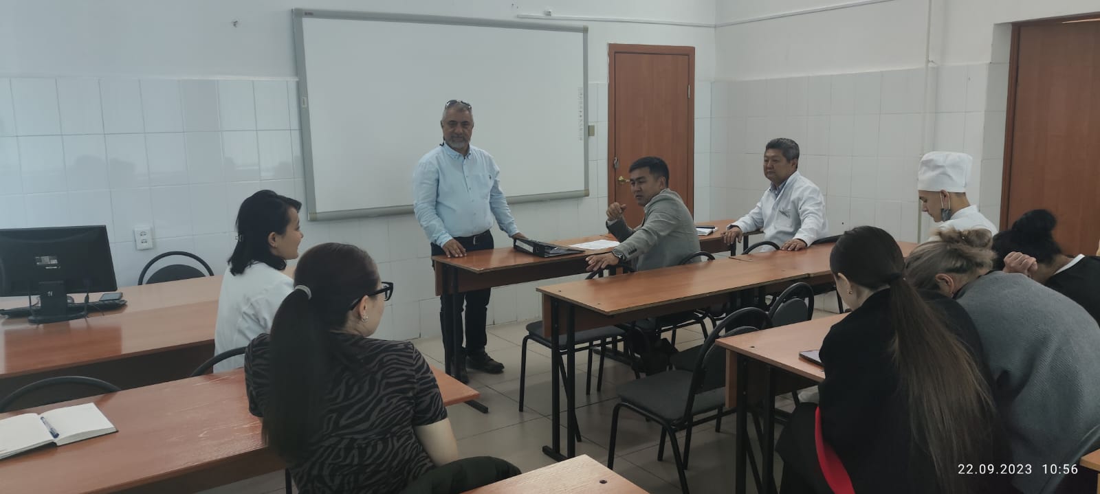 Meeting with a professor from Kafkas University, Türkiye.
